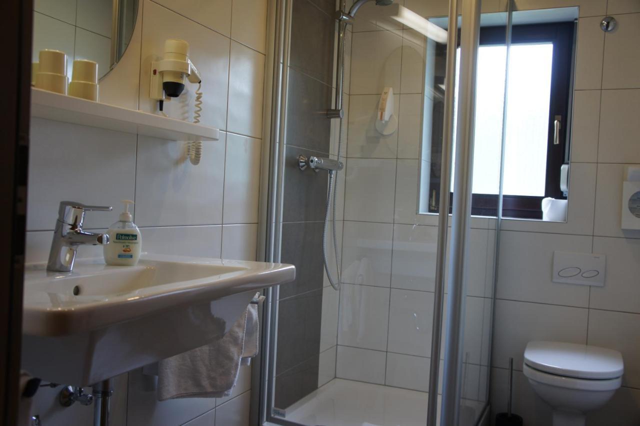 Hotel Rittersprung Ouren Exteriör bild
